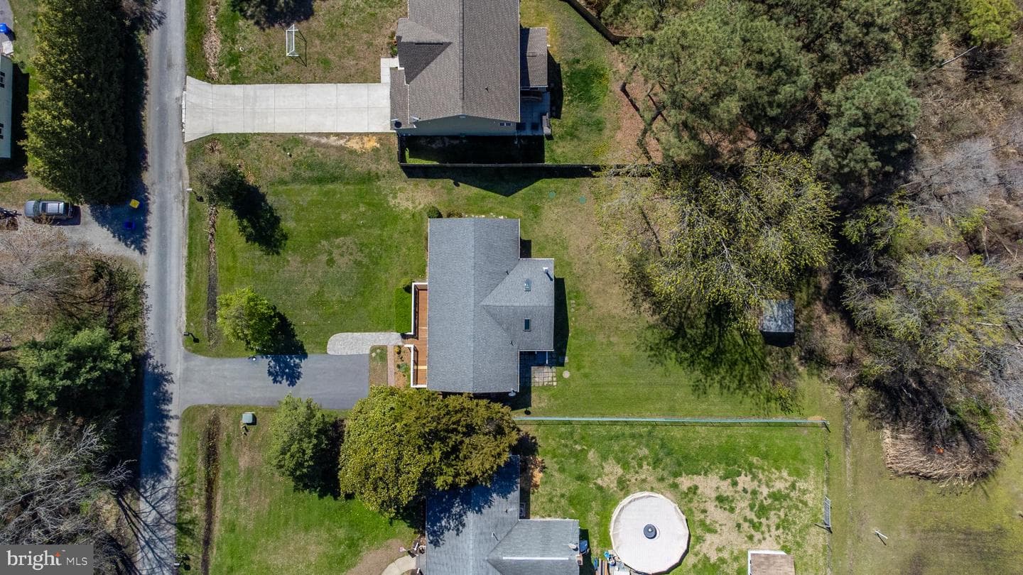 220 Pennick Drive photo 23