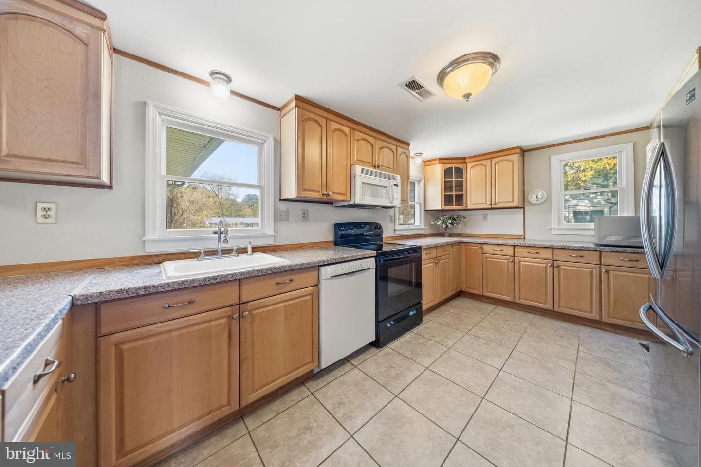 220 Pennick Drive photo 8
