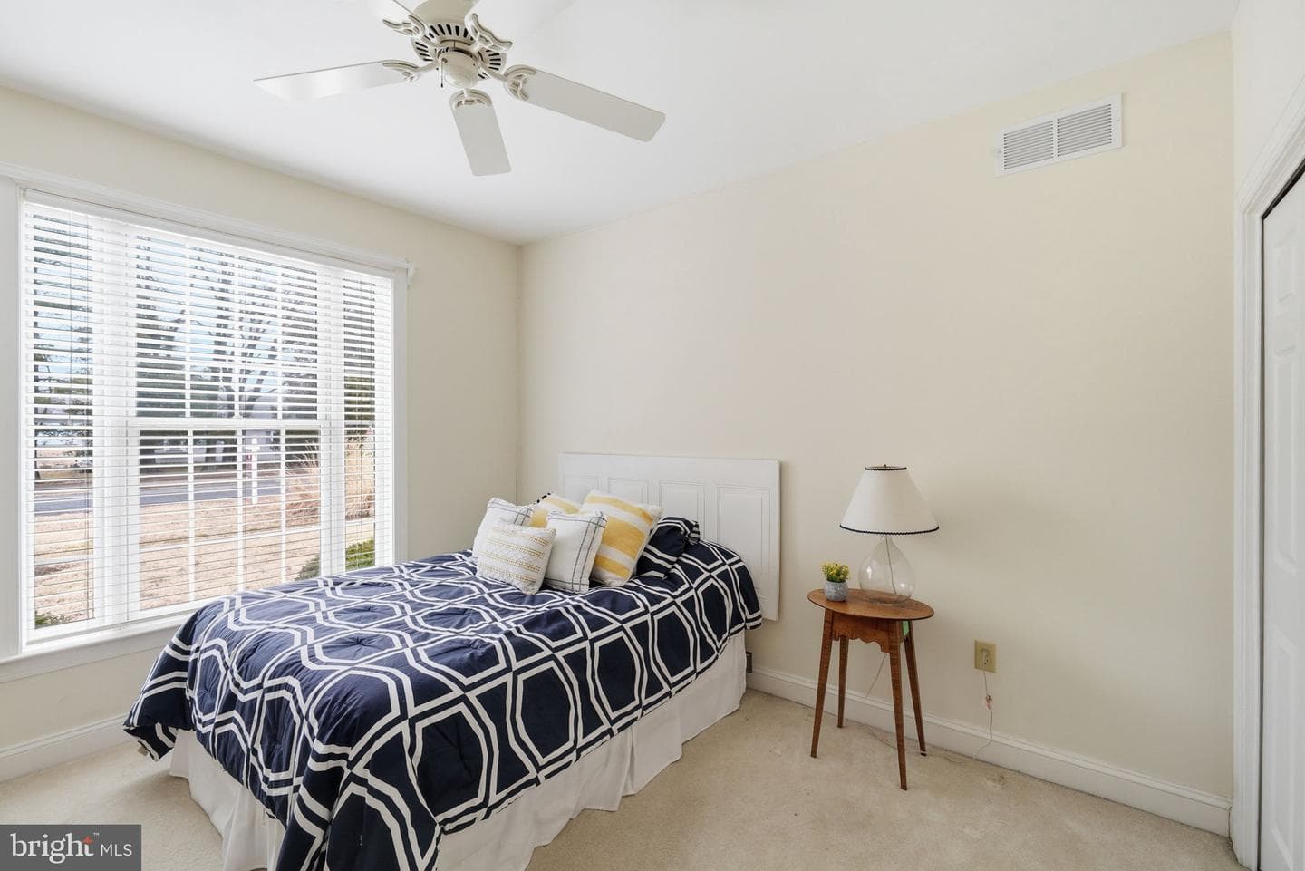 104 Garland Avenue photo 27