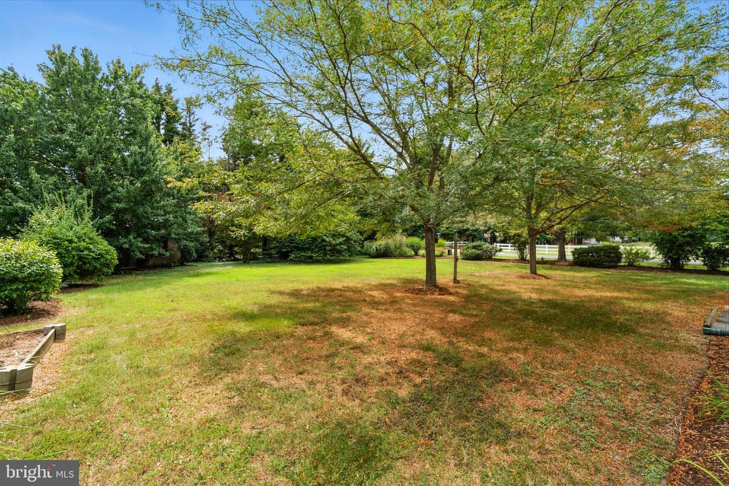 104 Garland Avenue photo 4