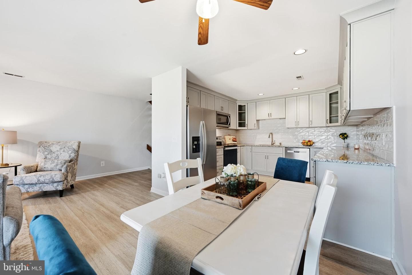 109 Bayview photo 17