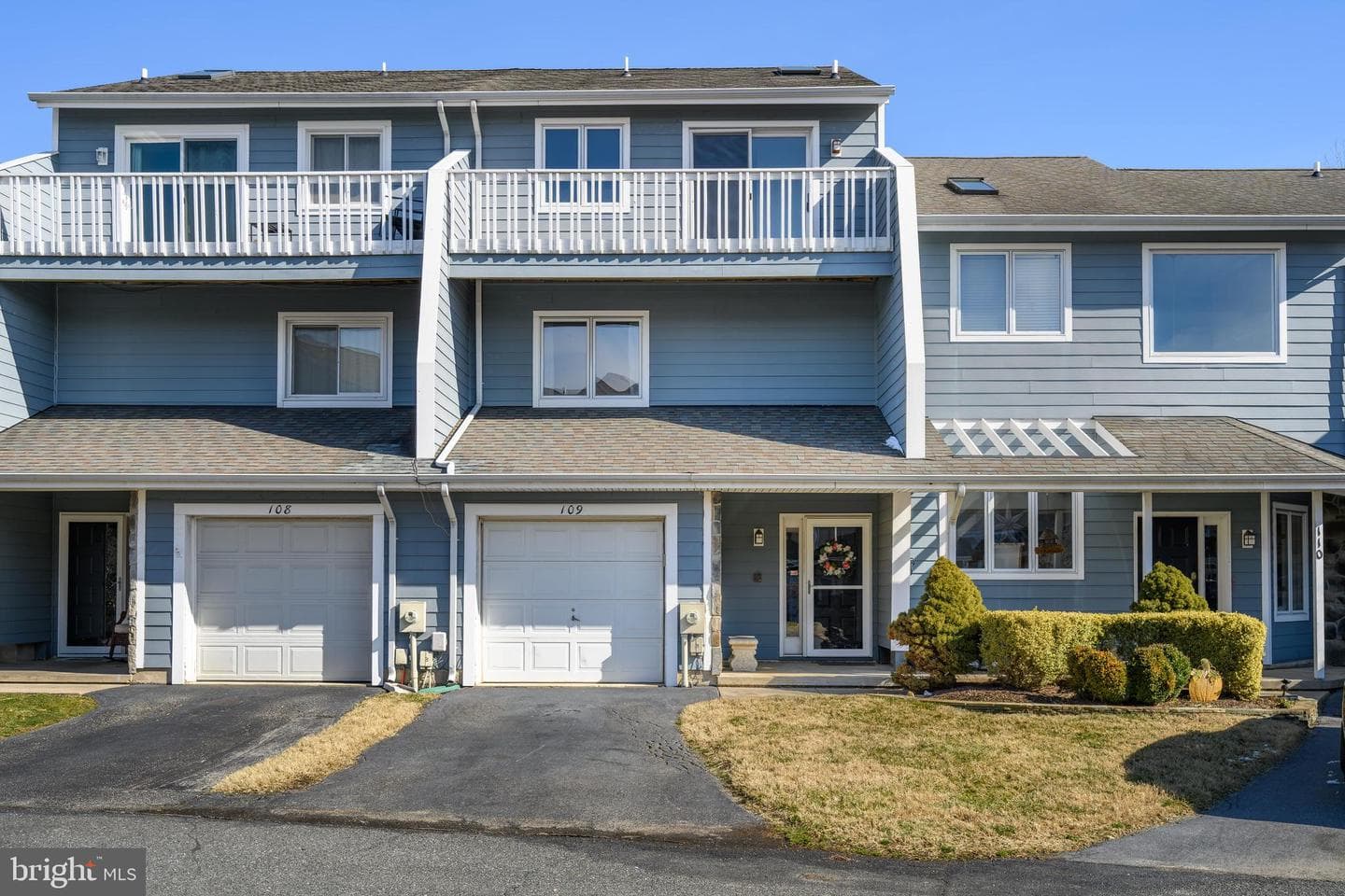 109 Bayview photo 9