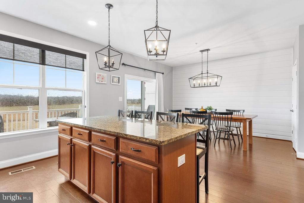 252 Mikes Way photo 16