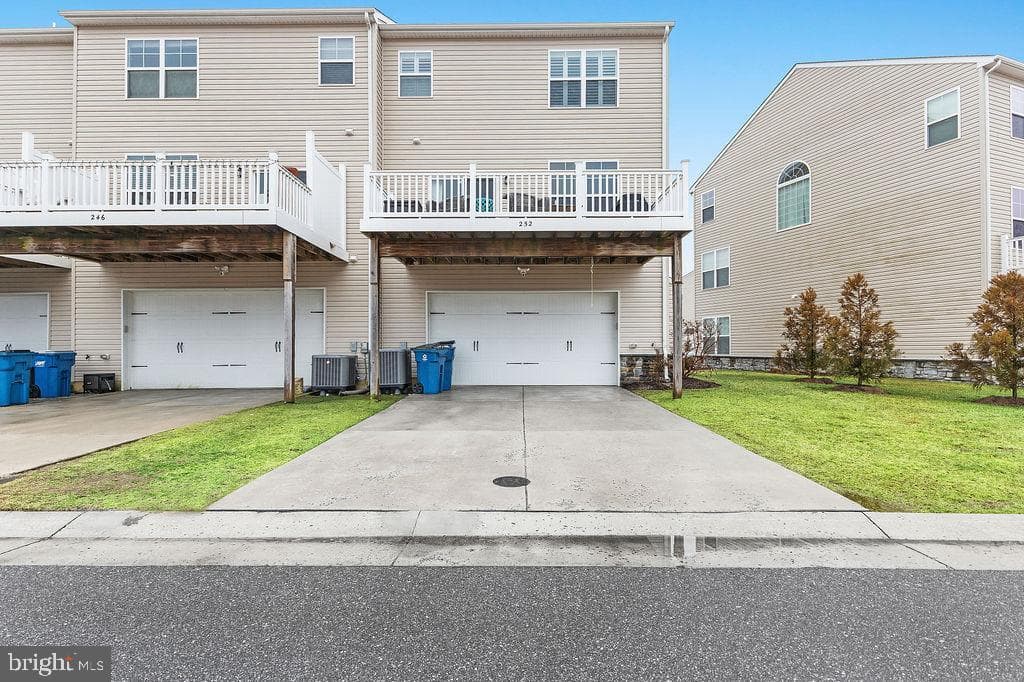 252 Mikes Way photo 44