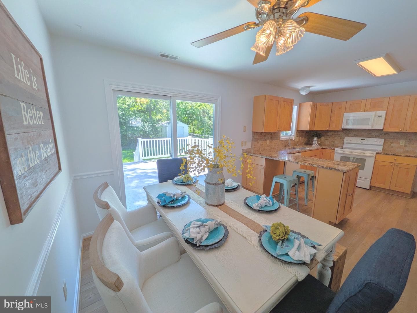 931 Petinot Place photo 11