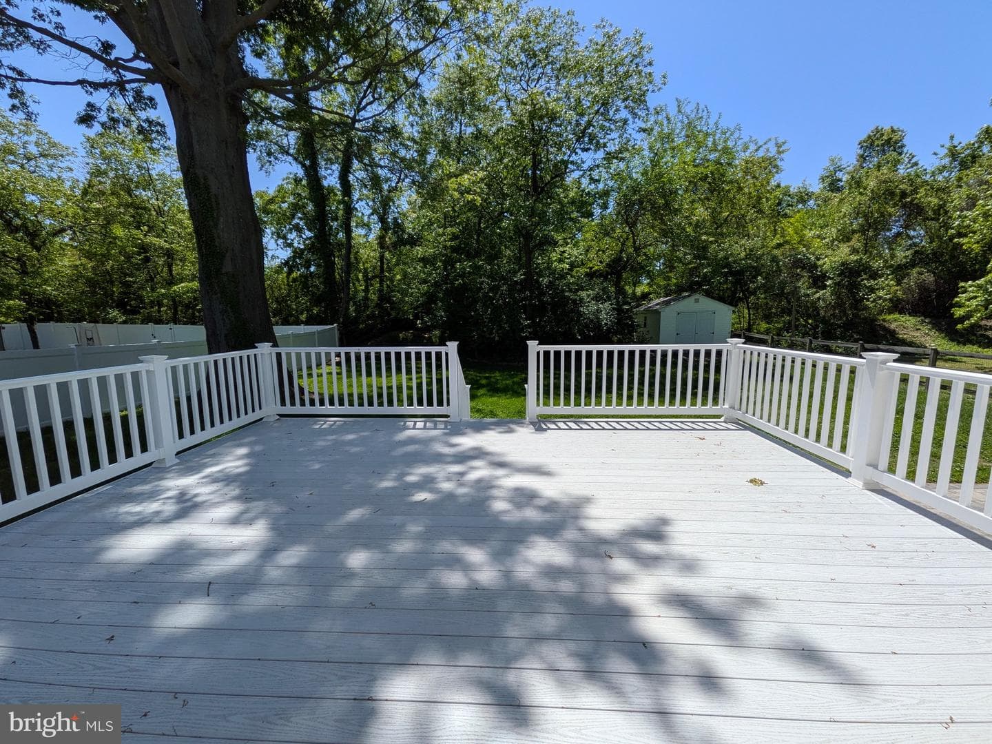 931 Petinot Place photo 14