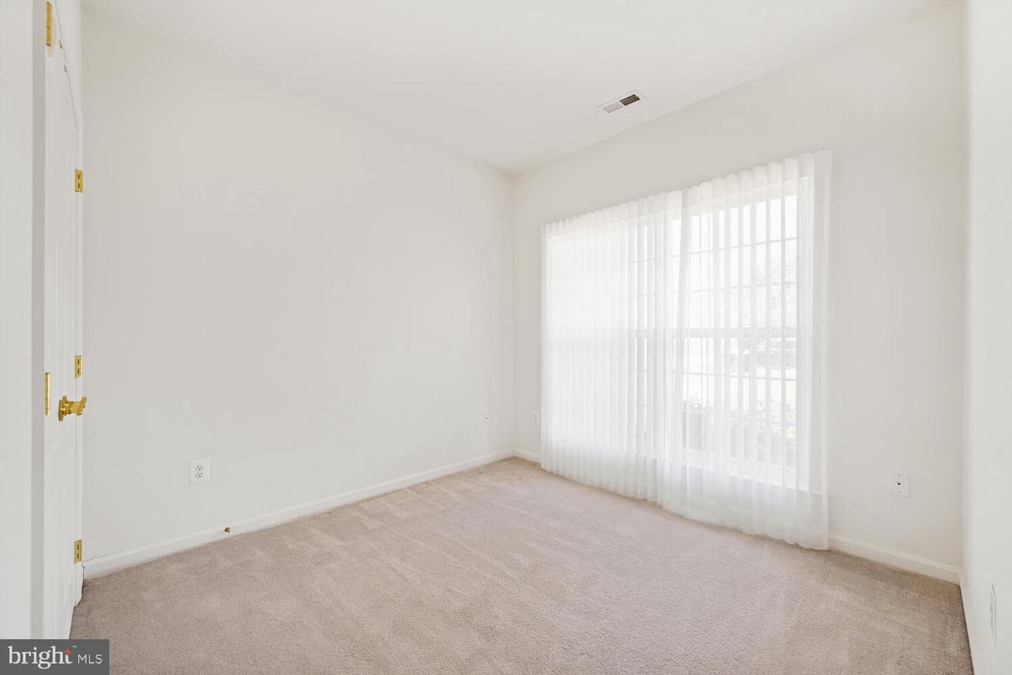 142 Harmony Way photo 17