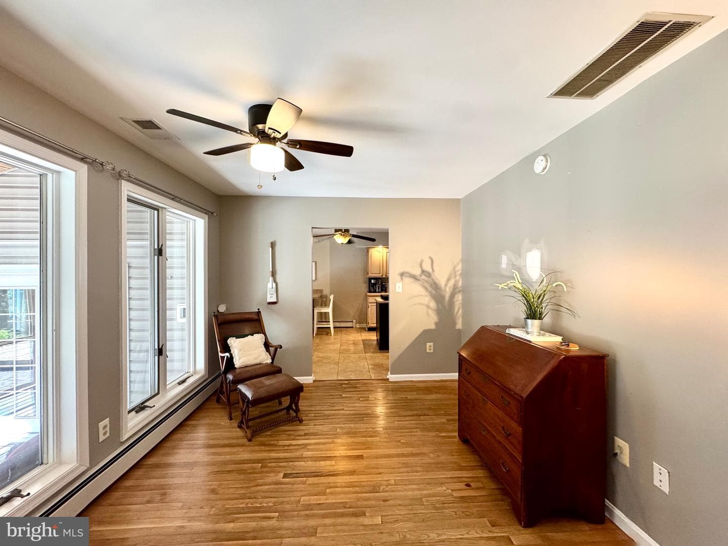 211 Queen Anne Road photo 14