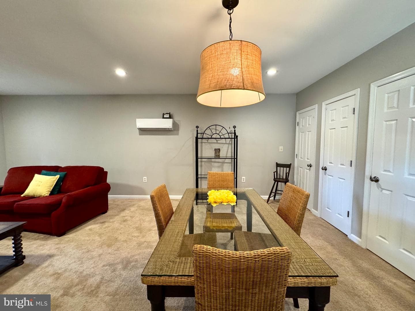 211 Queen Anne Road photo 26