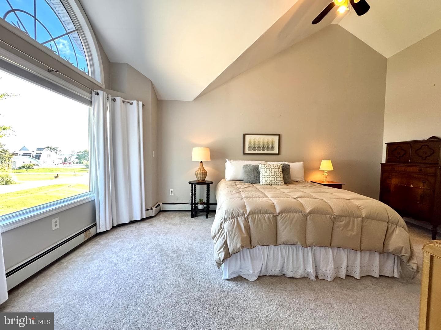 211 Queen Anne Road photo 33