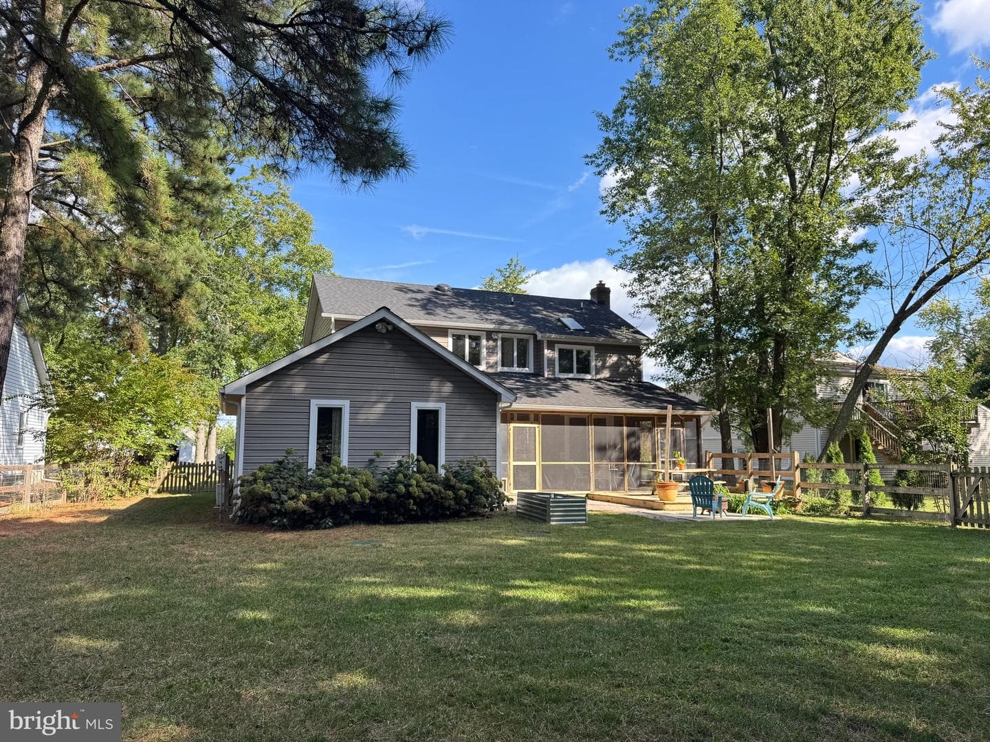 211 Queen Anne Road photo 51