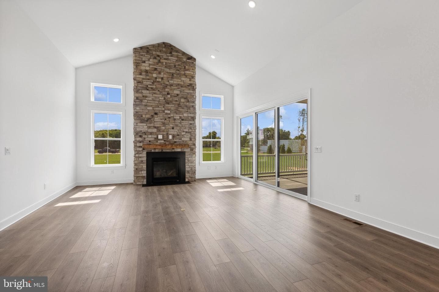 121 Kinglet Court photo 3