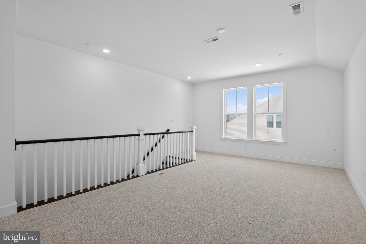 539 Warbler Way photo 24