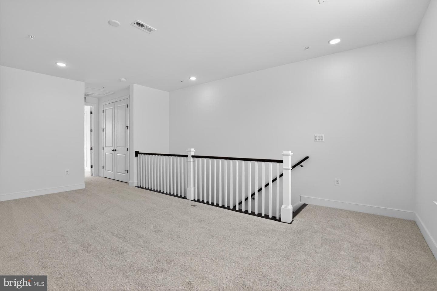 539 Warbler Way photo 25