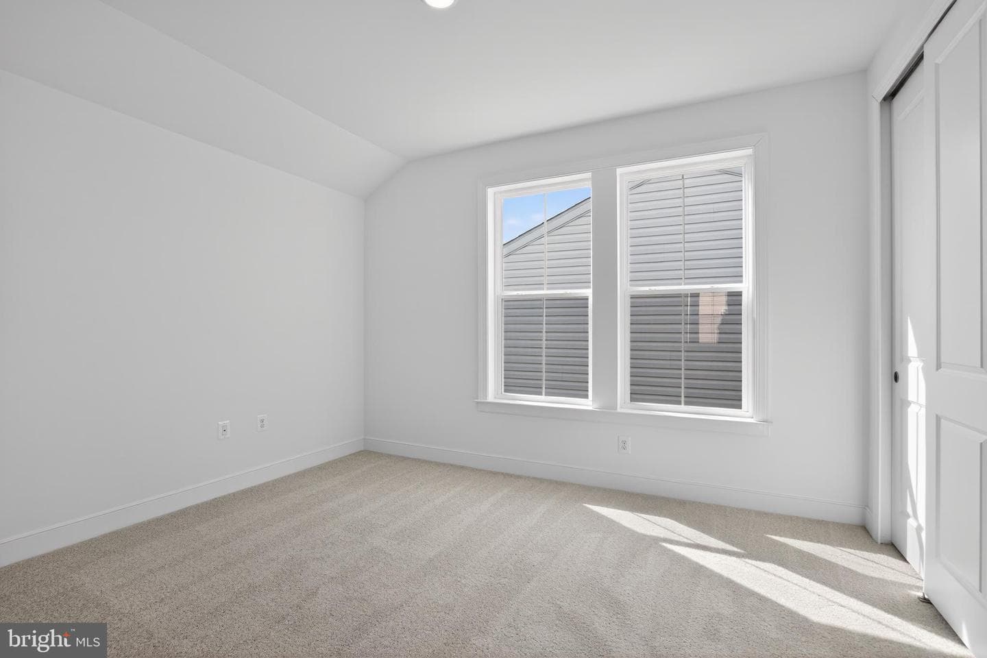 539 Warbler Way photo 27