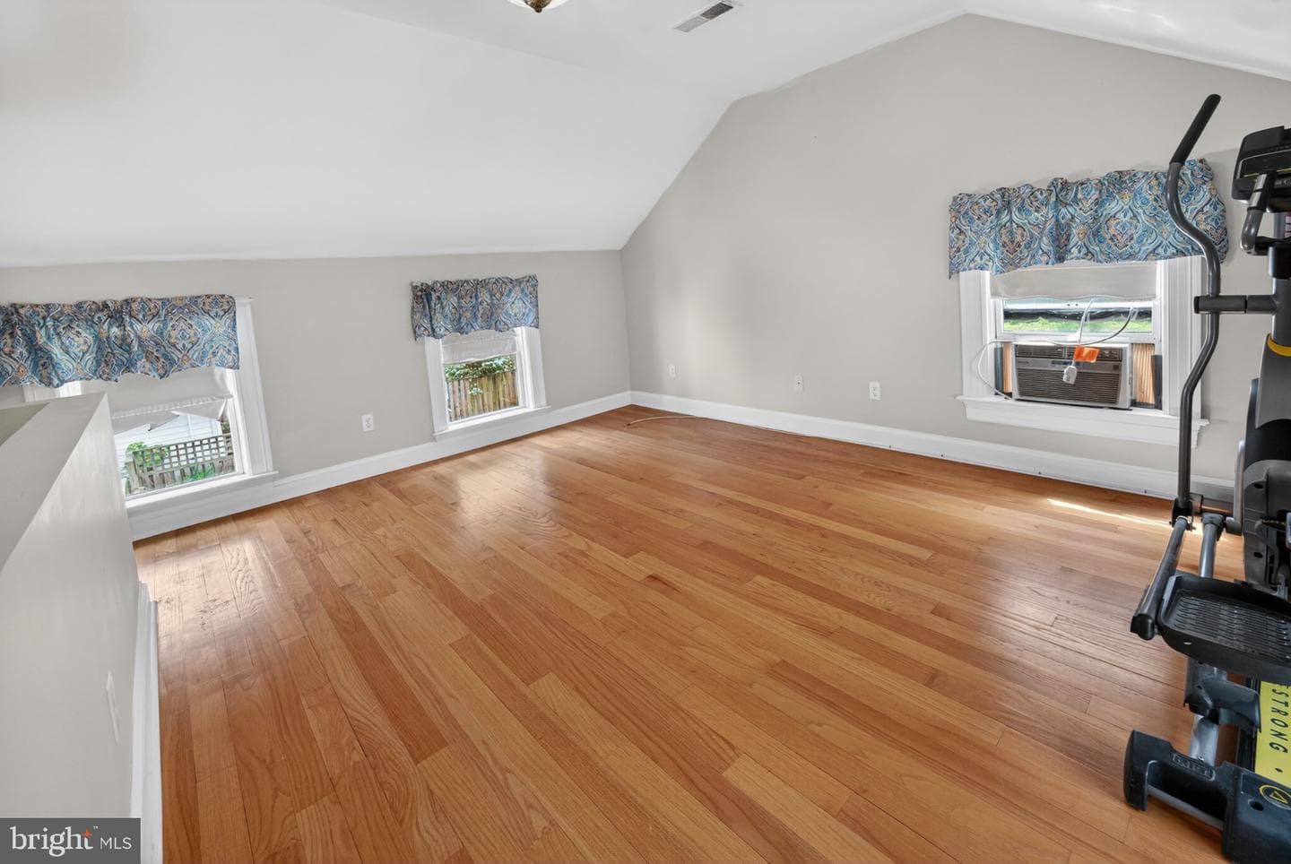 104 Kidwell Avenue photo 38