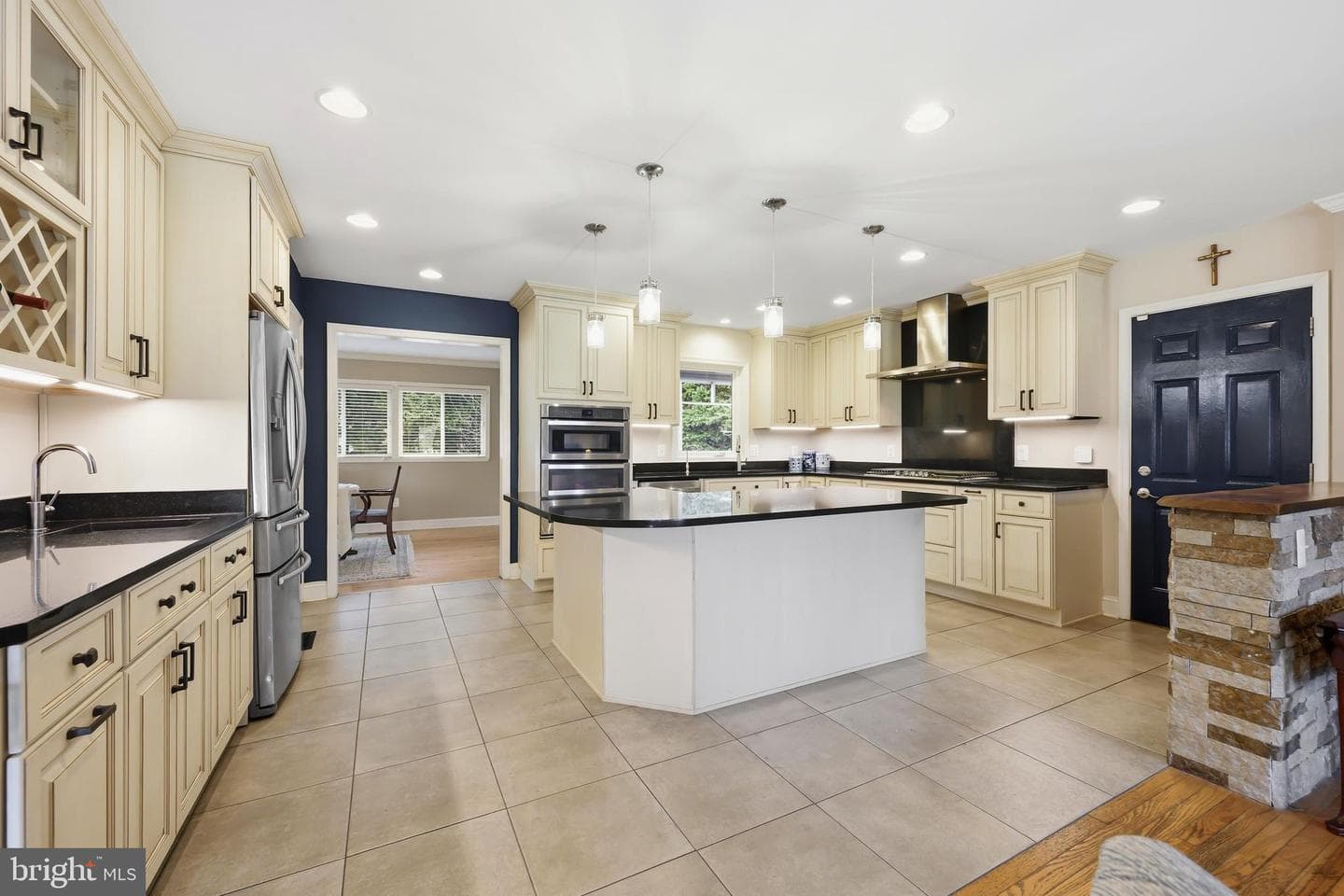 319 Wye Road photo 3