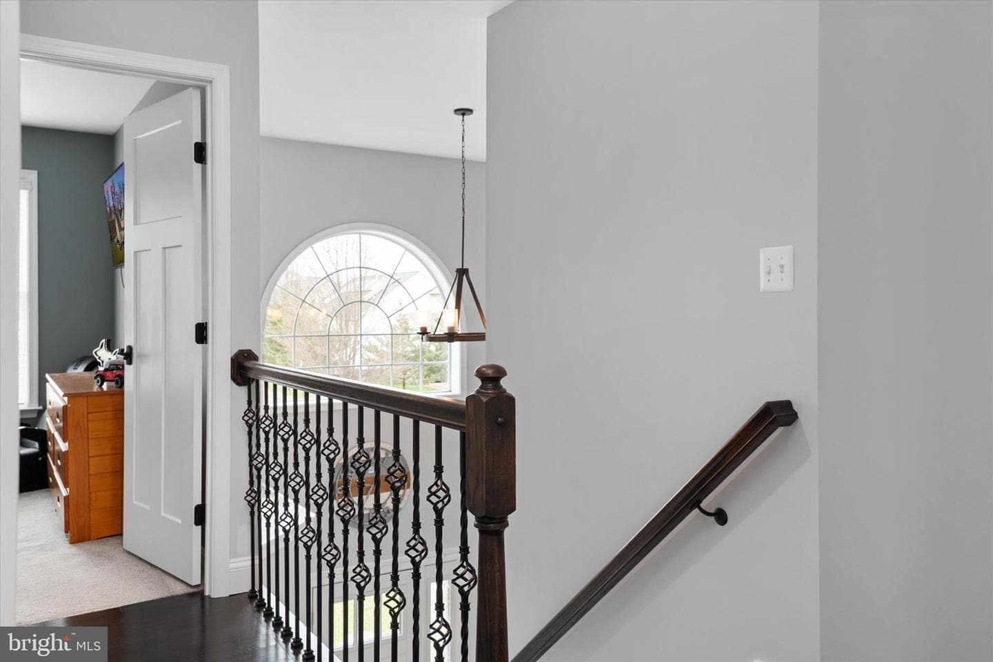 209 N Brook Drive photo 25