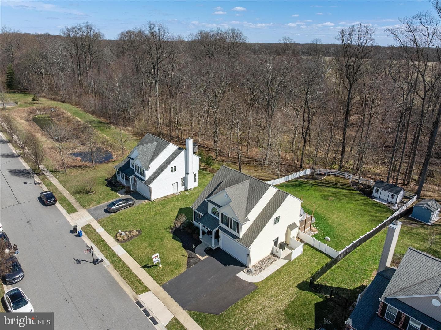 209 N Brook Drive photo 7
