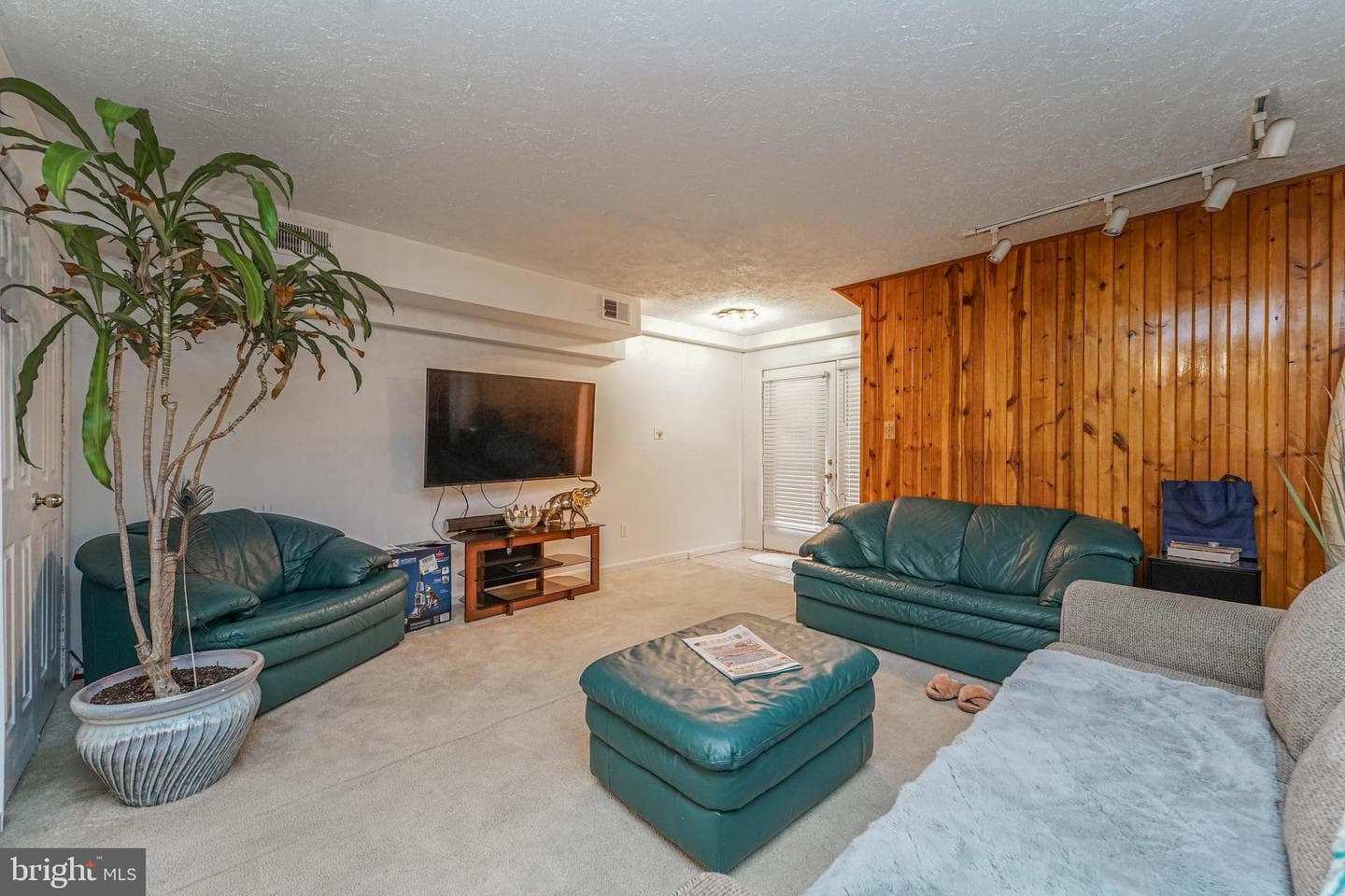 8 Queen Victoria Way photo 18