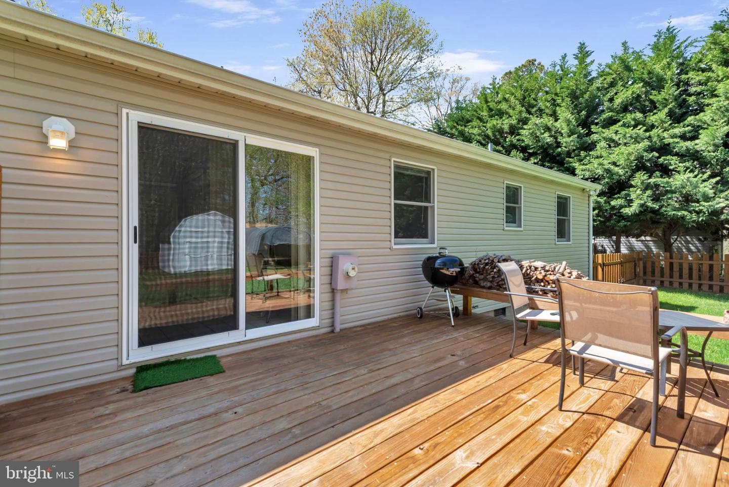 320 Mckay Road photo 34