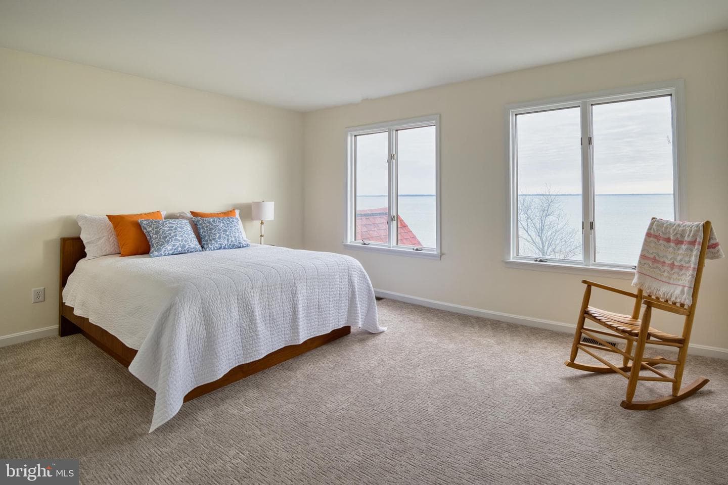 34 Queen Anne Way photo 16