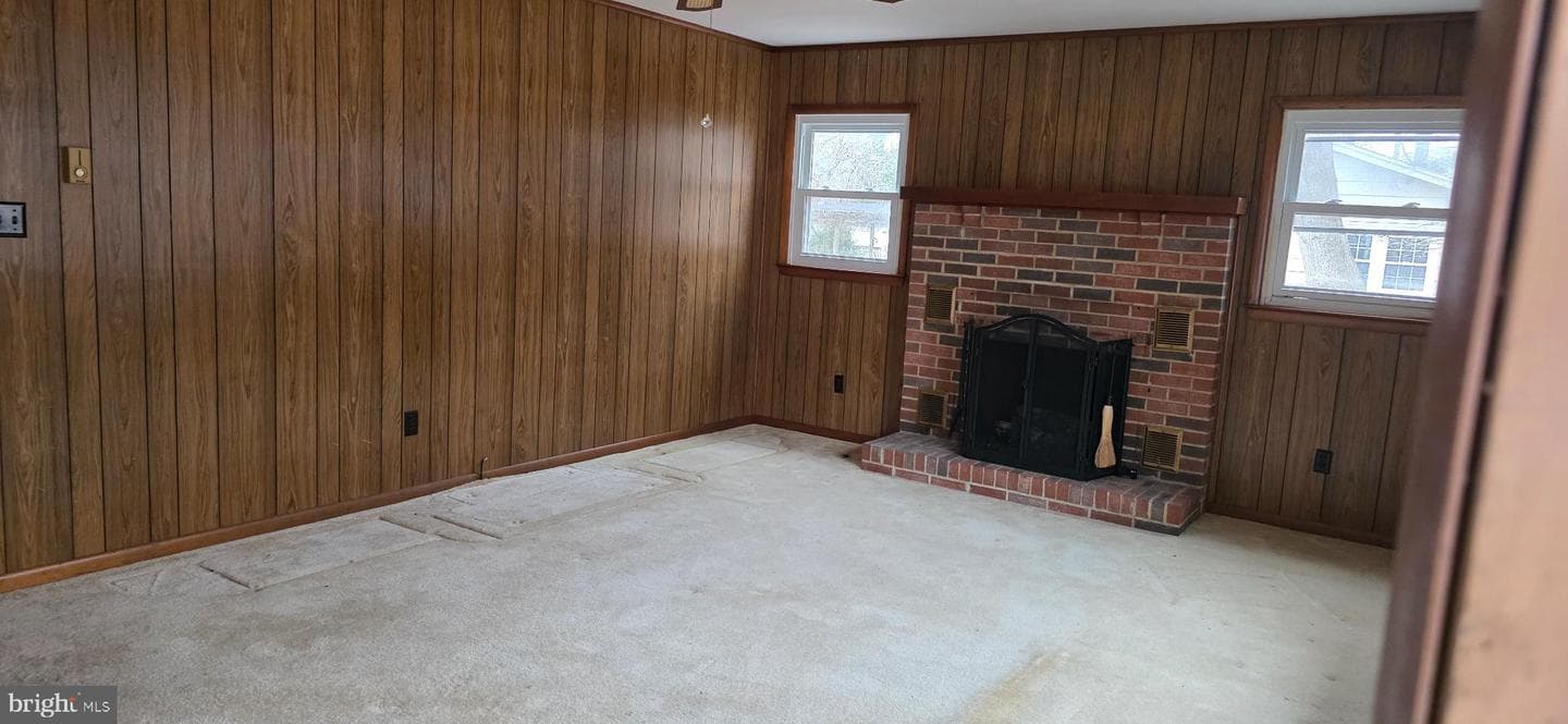 117 Howard Road photo 2