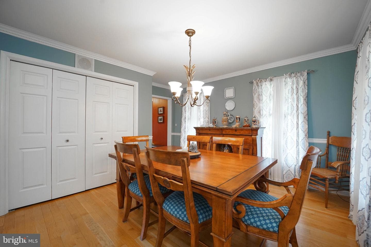 107 Chestnut Lane photo 40