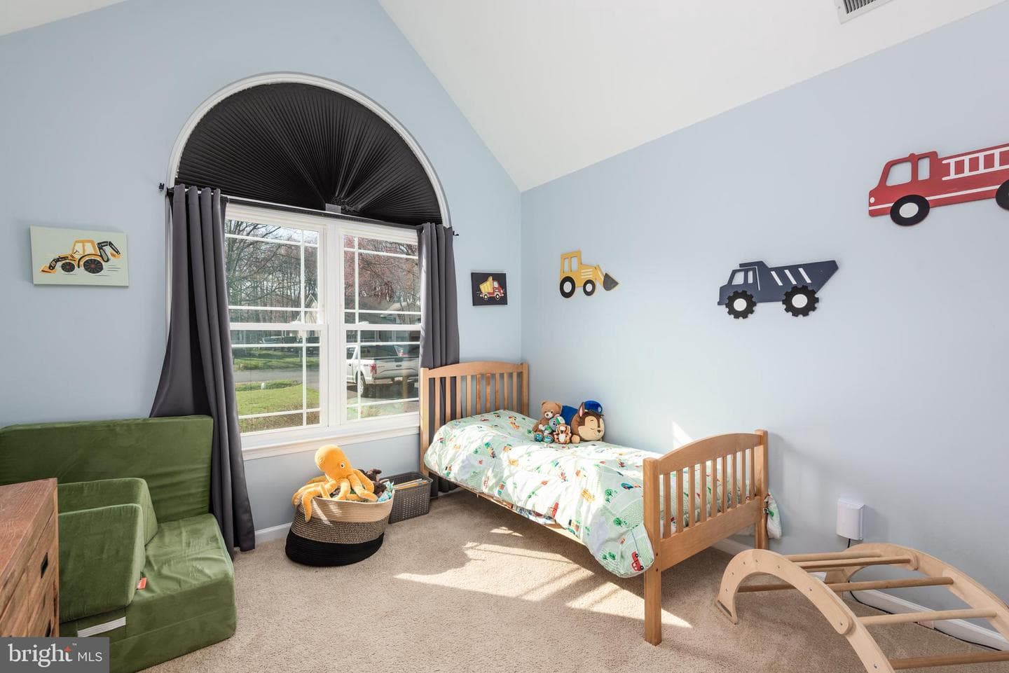 716 Cloverfields Drive photo 19
