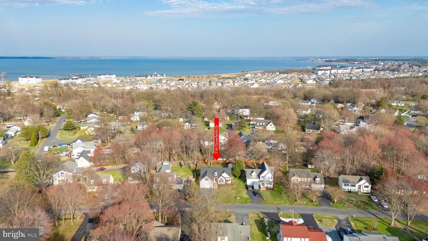 716 Cloverfields Drive photo 32