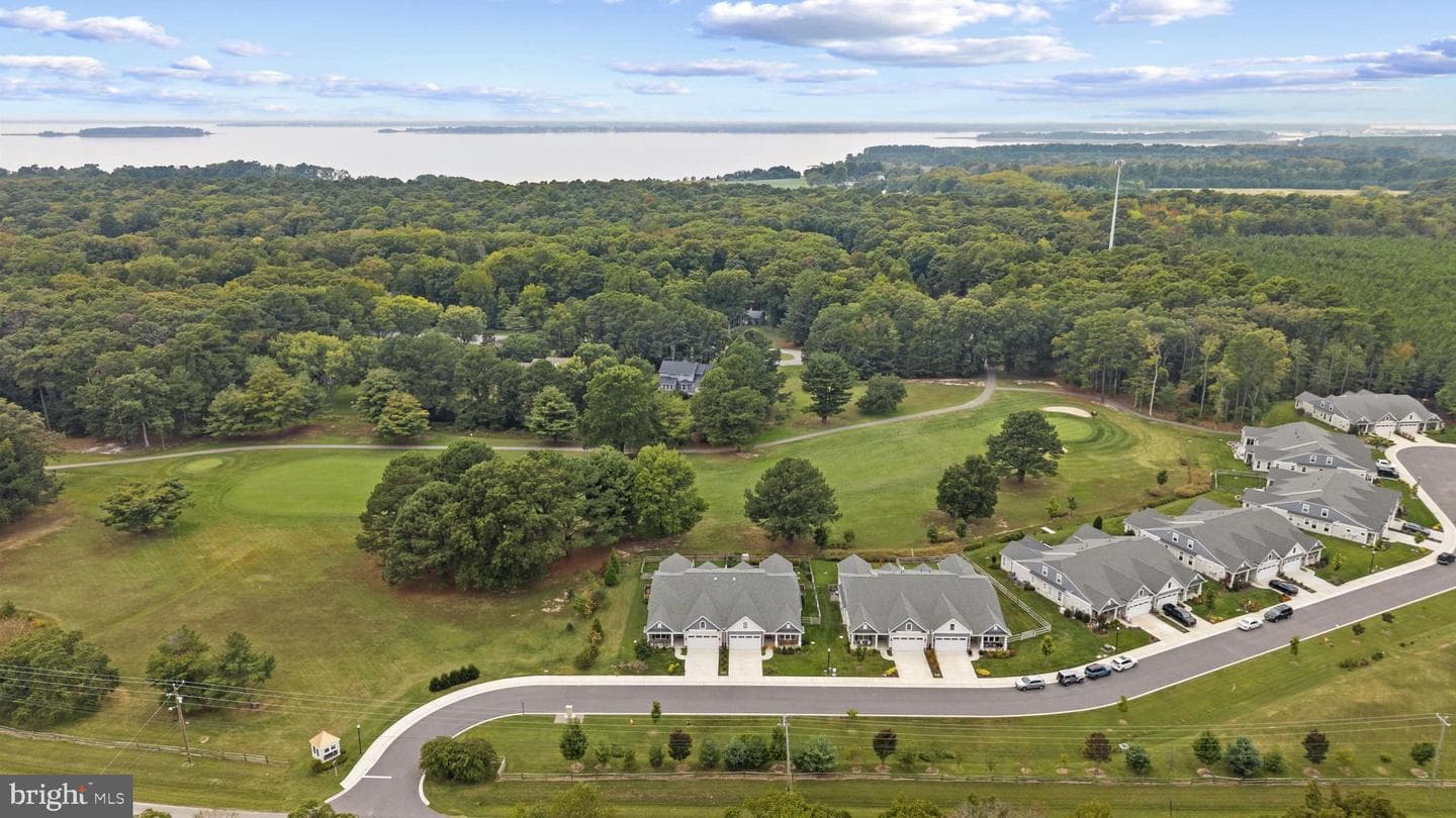 115 Masters Way photo 44