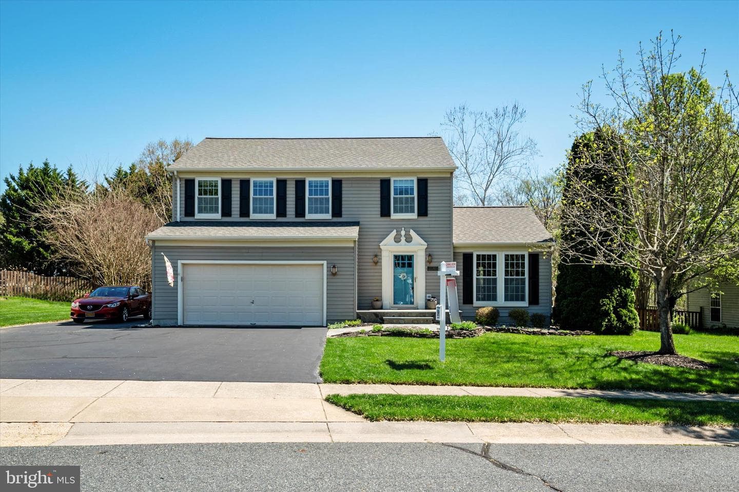 213 Edenderry Avenue photo 42