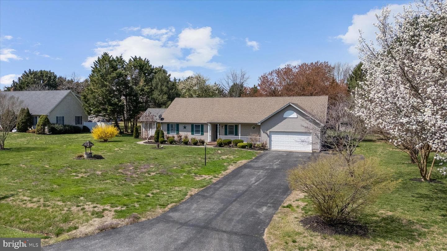 704 Truslow Road photo 40
