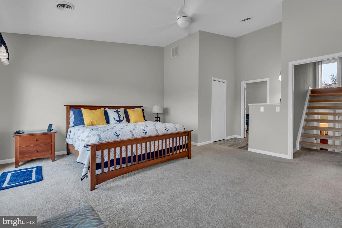 114 Bayview photo 26