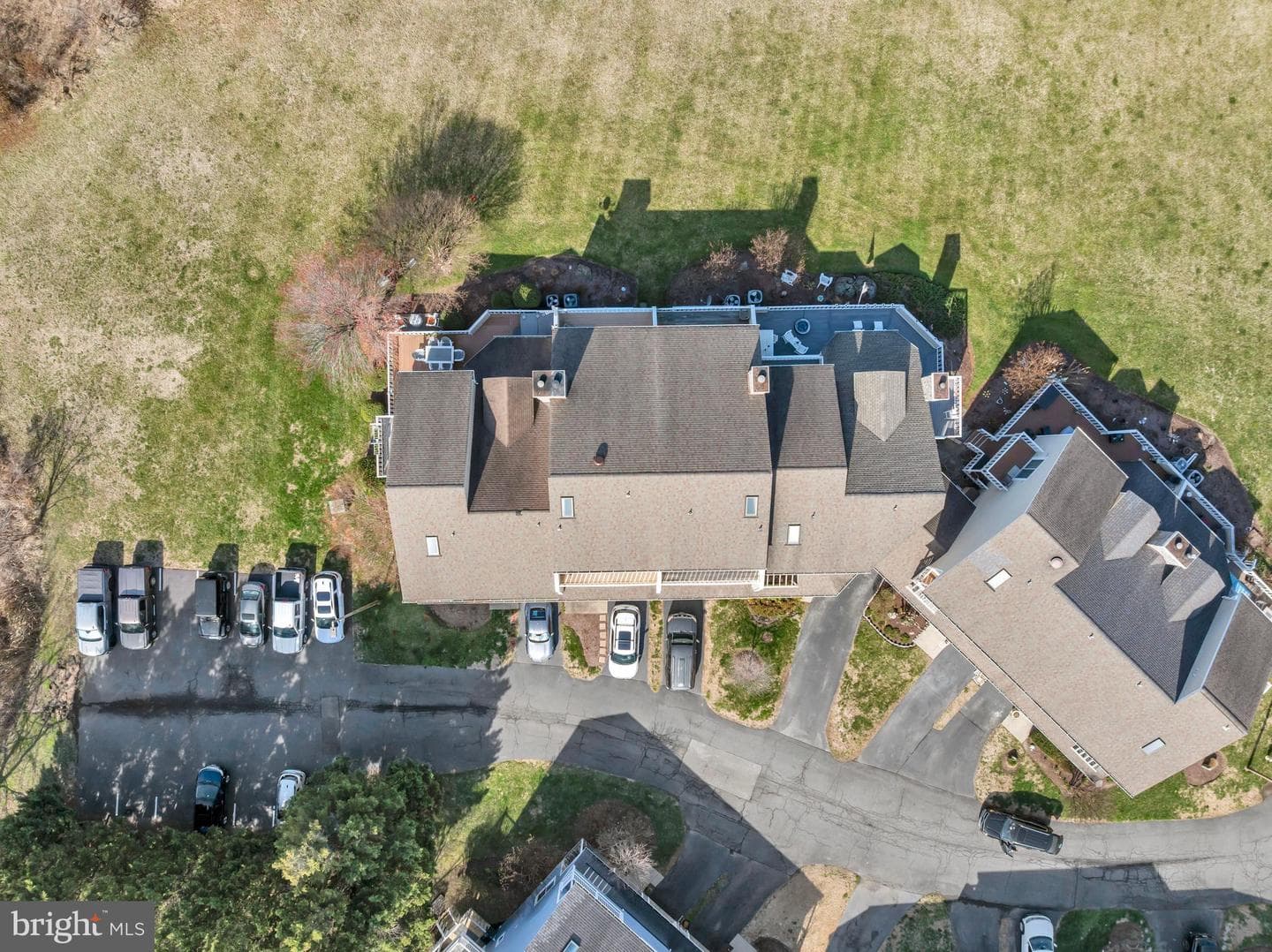 114 Bayview photo 58