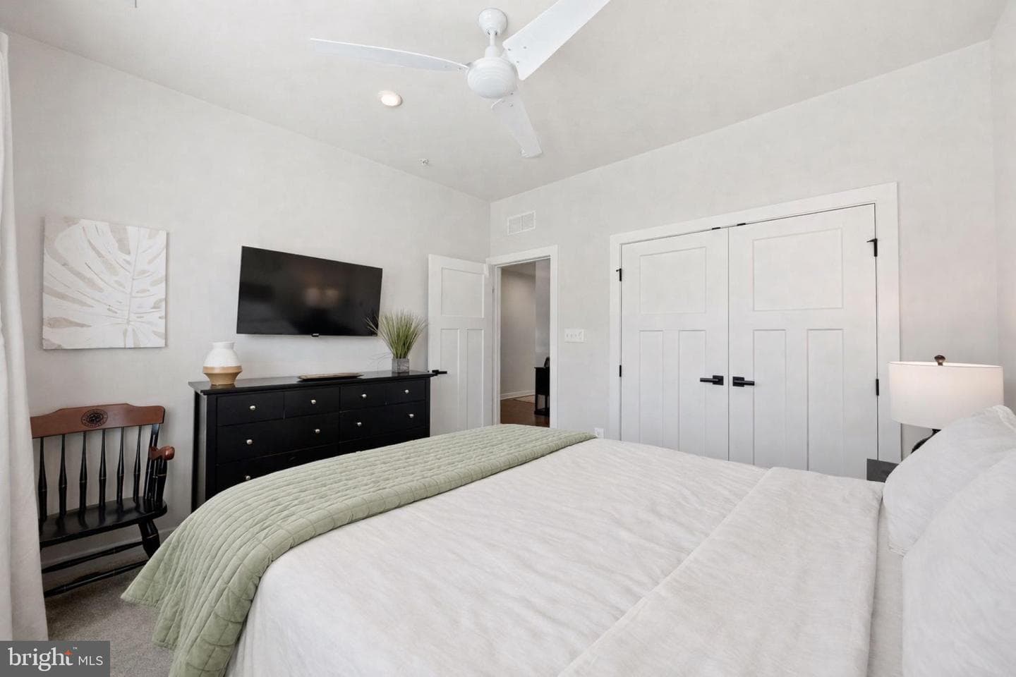 129 Perrys Retreat Boulevard photo 4