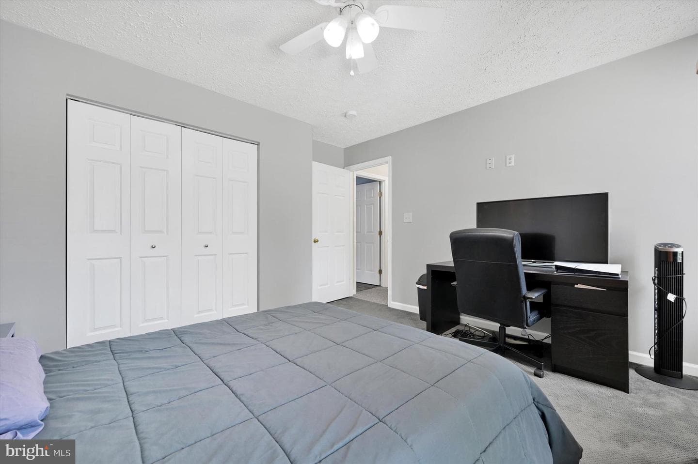 216 Edenderry Avenue photo 29