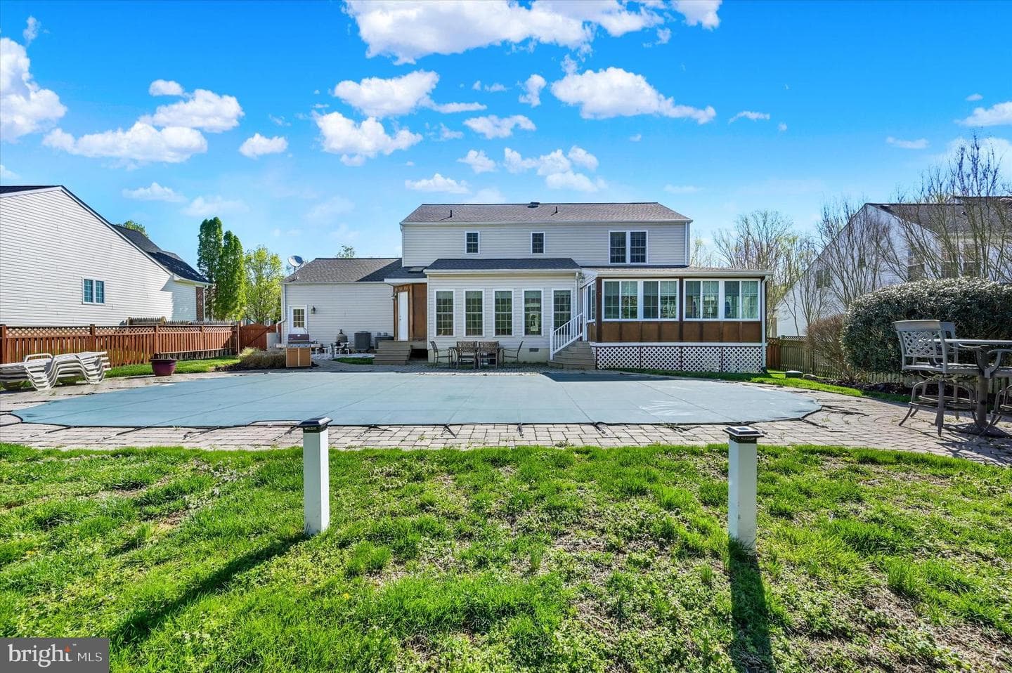 216 Edenderry Avenue photo 42