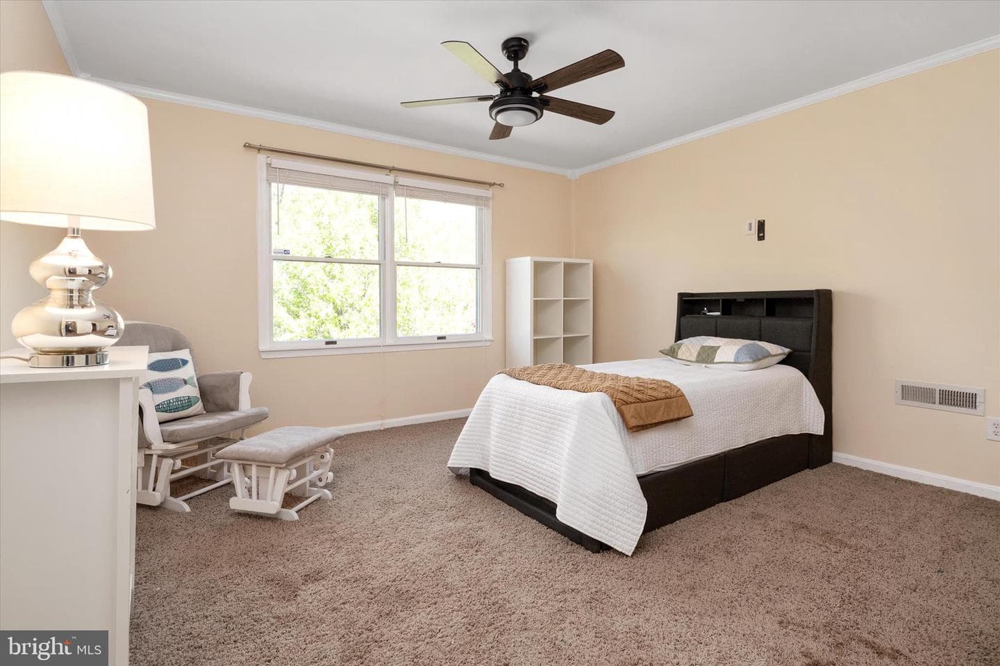 2008 Bridgepointe Drive photo 16
