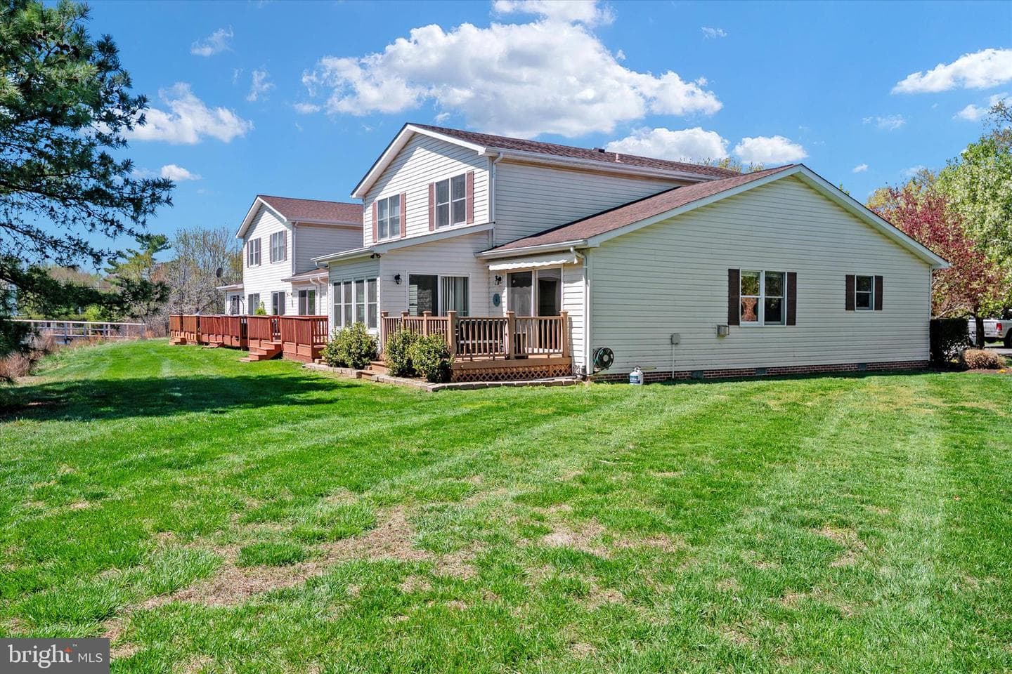 2008 Bridgepointe Drive photo 27