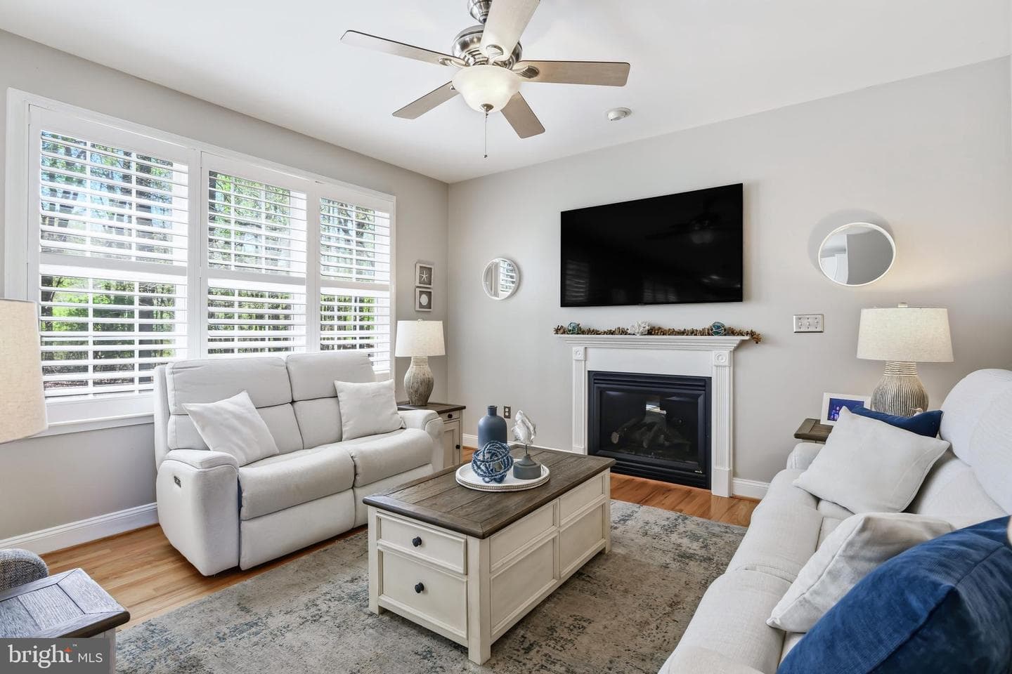 1033 Avalon Court photo 22