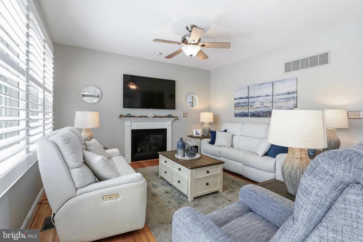 1033 Avalon Court photo 23