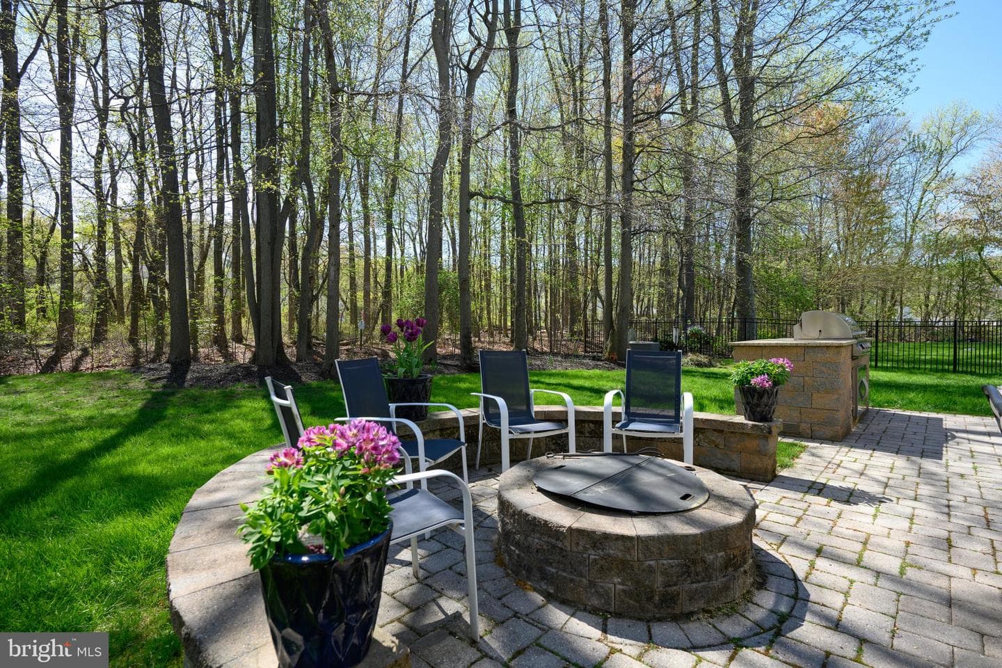 1033 Avalon Court photo 47