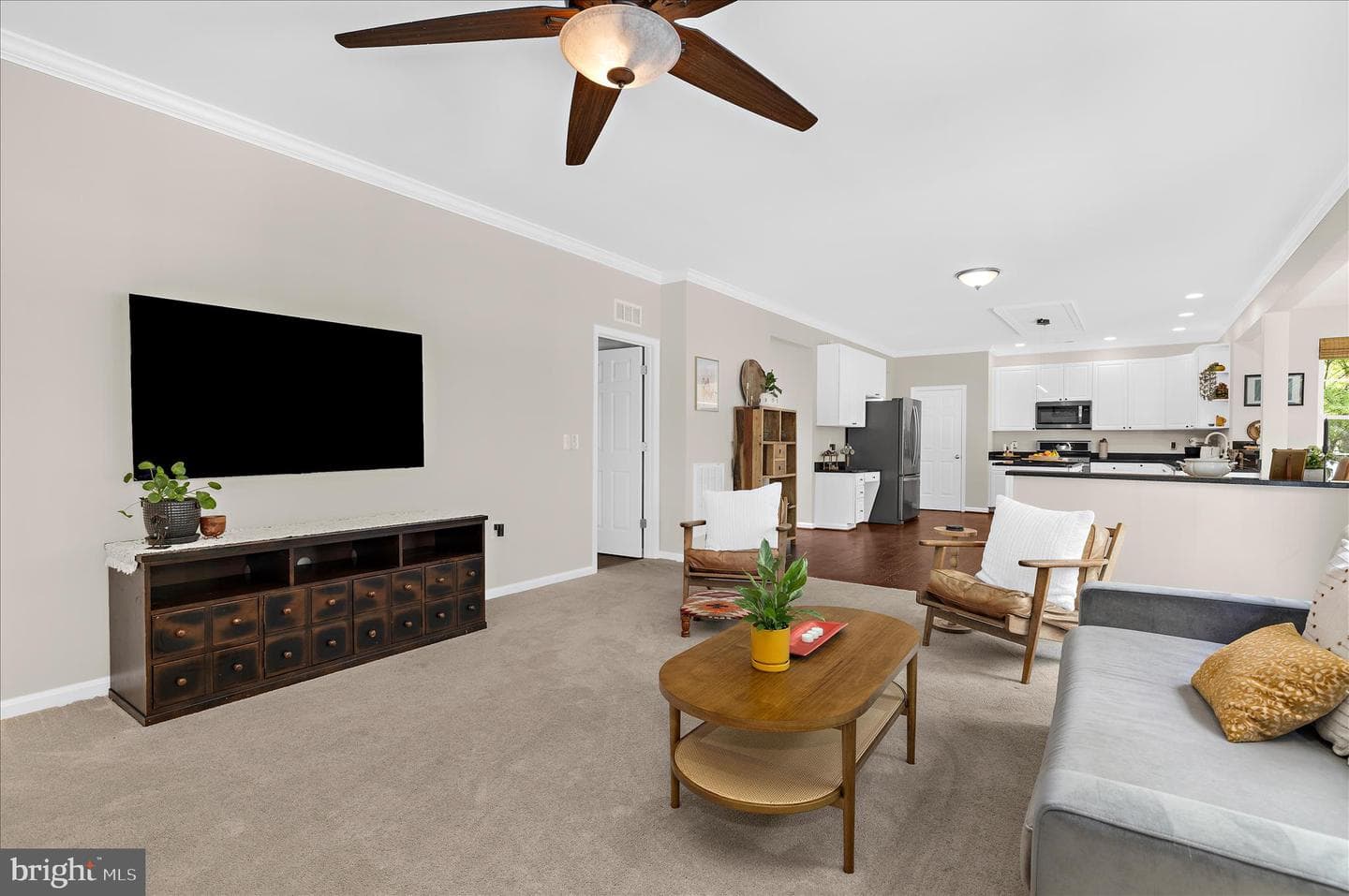 464 Web Foot Lane photo 29