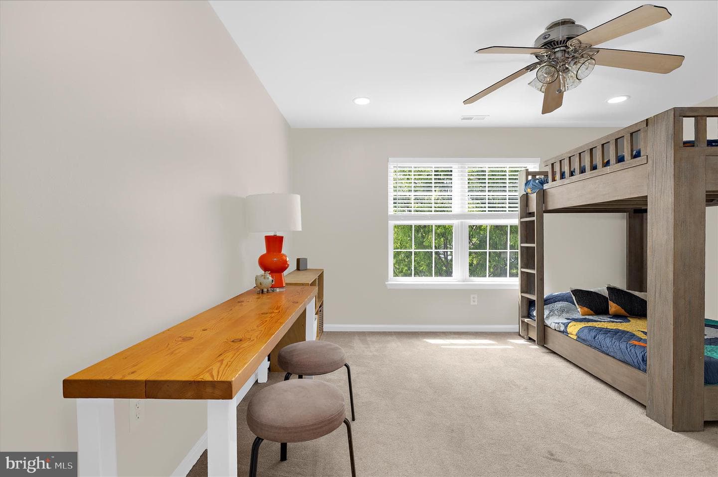 464 Web Foot Lane photo 40