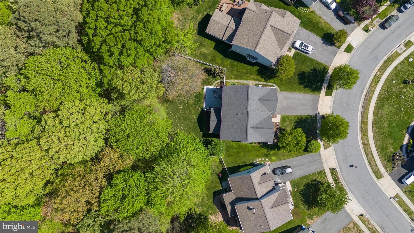 464 Web Foot Lane photo 65