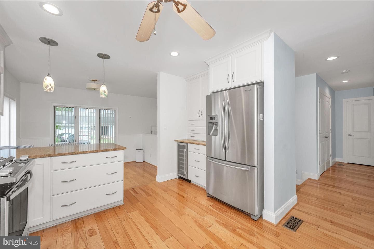 118 Bayview photo 18