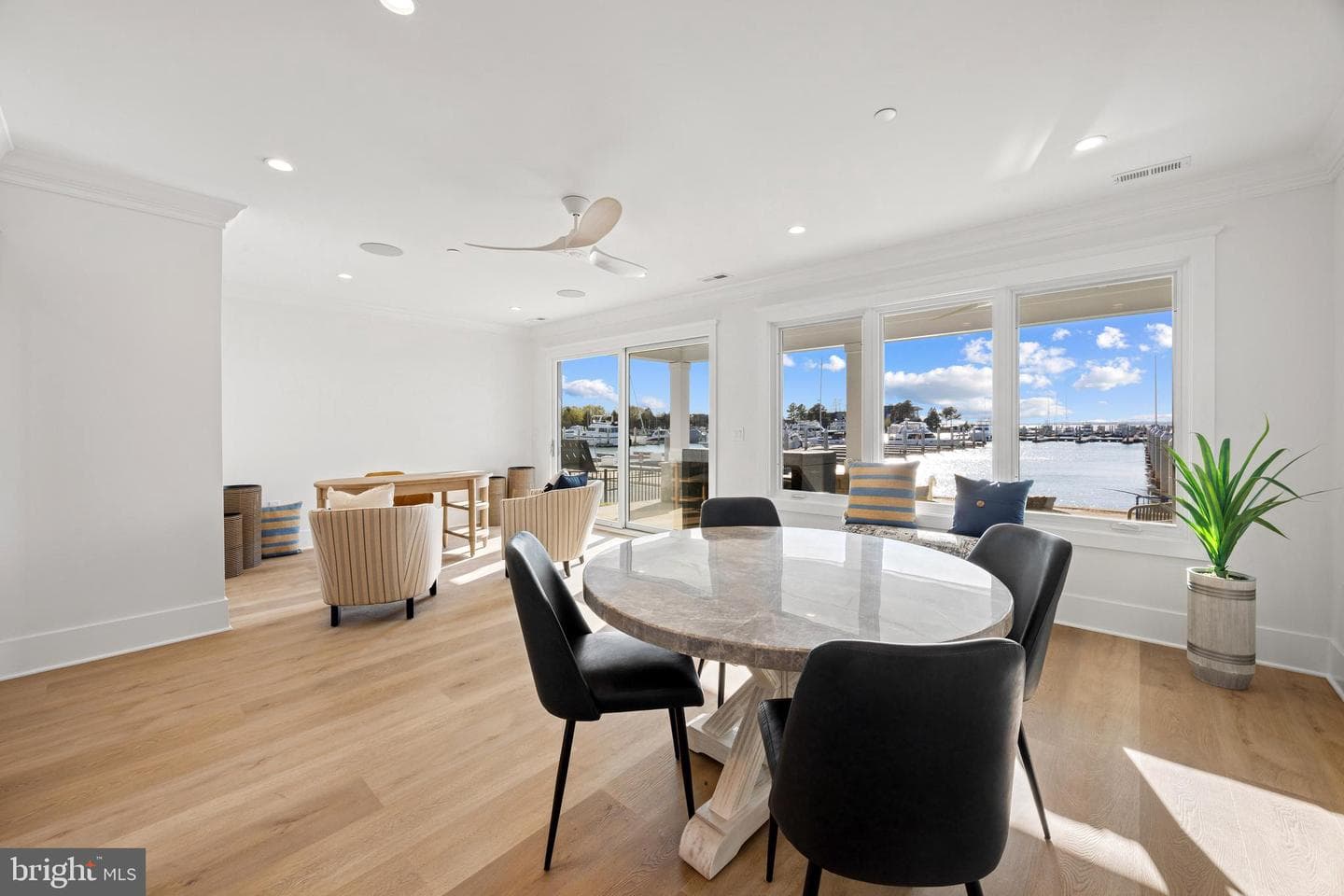 115 Petrie Way photo 32
