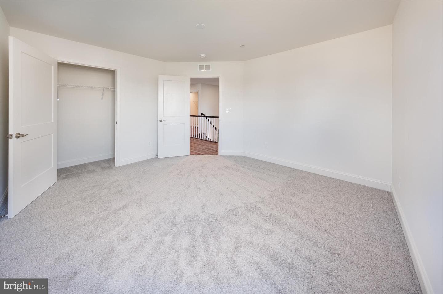 323 Chenowith Drive photo 35