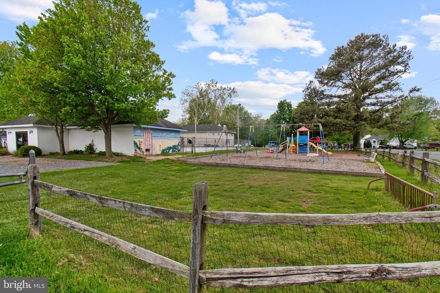 635 Davol Road photo 39